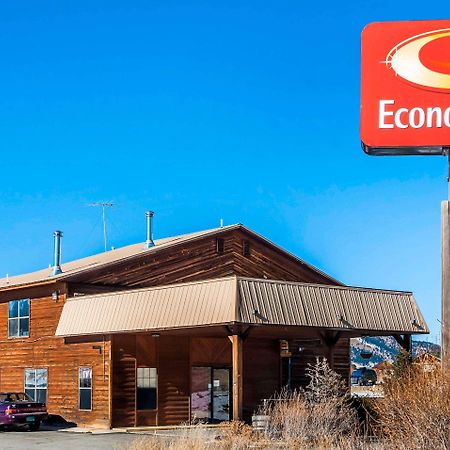 Econo Lodge Eagle Nest Luaran gambar