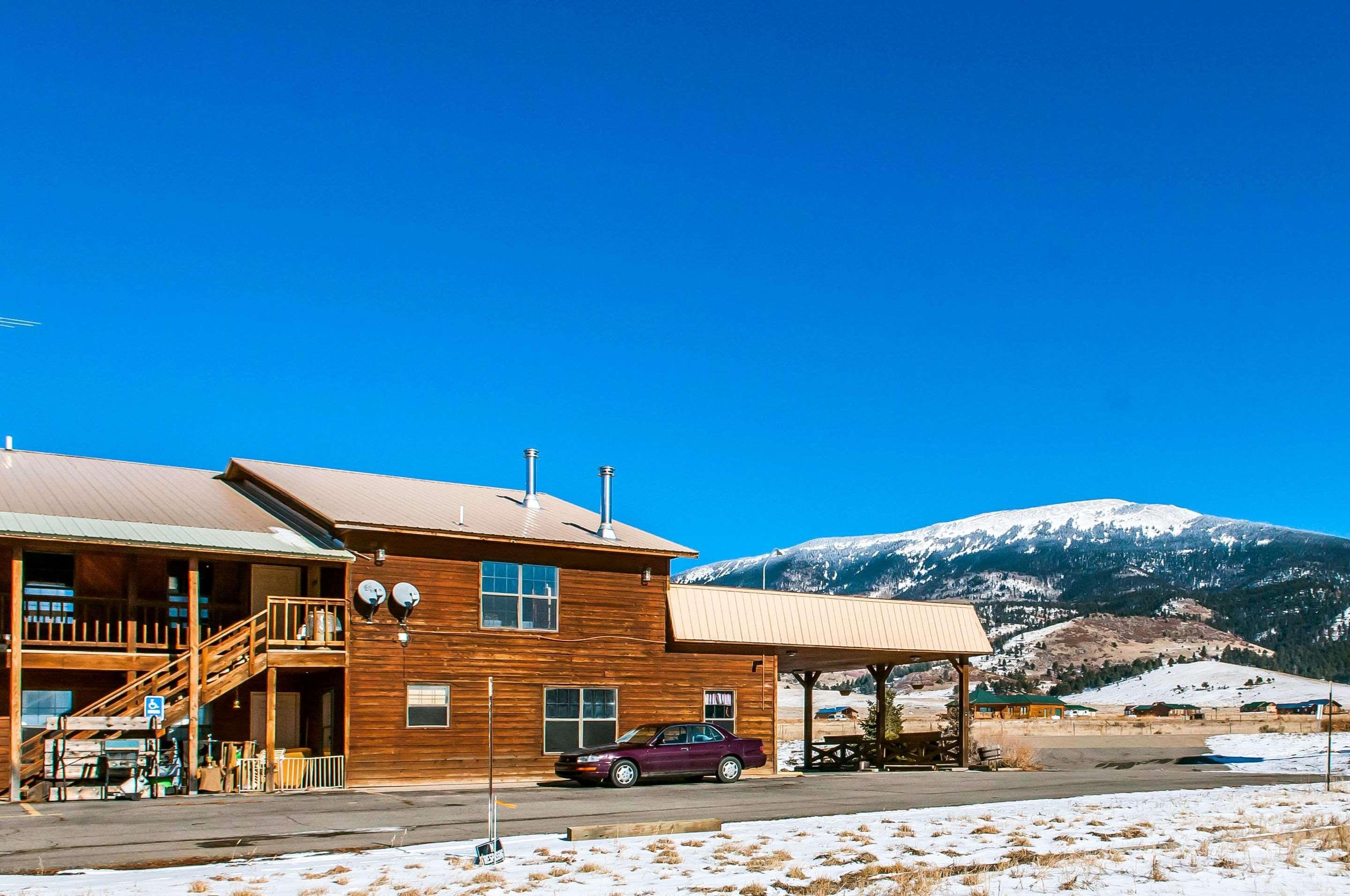 Econo Lodge Eagle Nest Luaran gambar